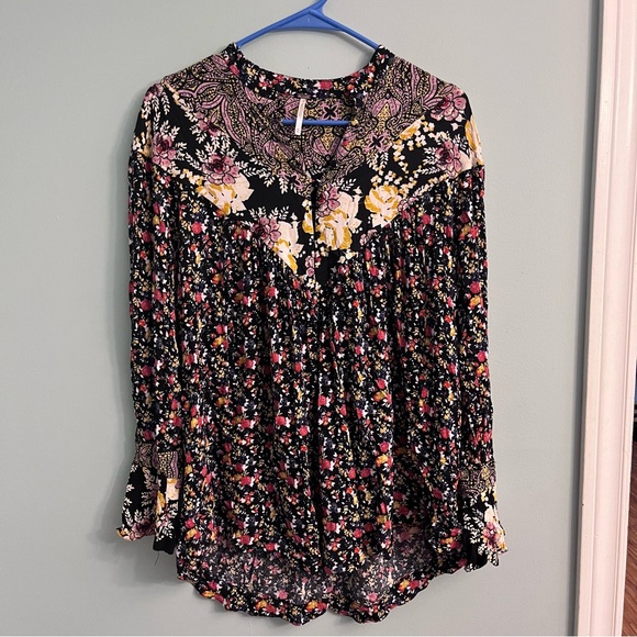 Free People Wildflower Fields Henley Top Size XS - Picture 7 of 14